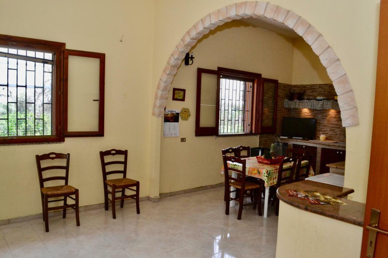 Villa Rosa - Ai Piedi Dell'Etna Brucoli Exterior foto